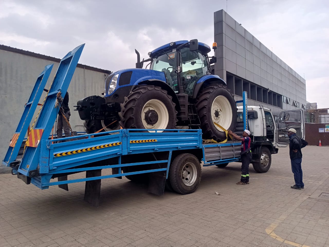 Heavy Equipment Recovery